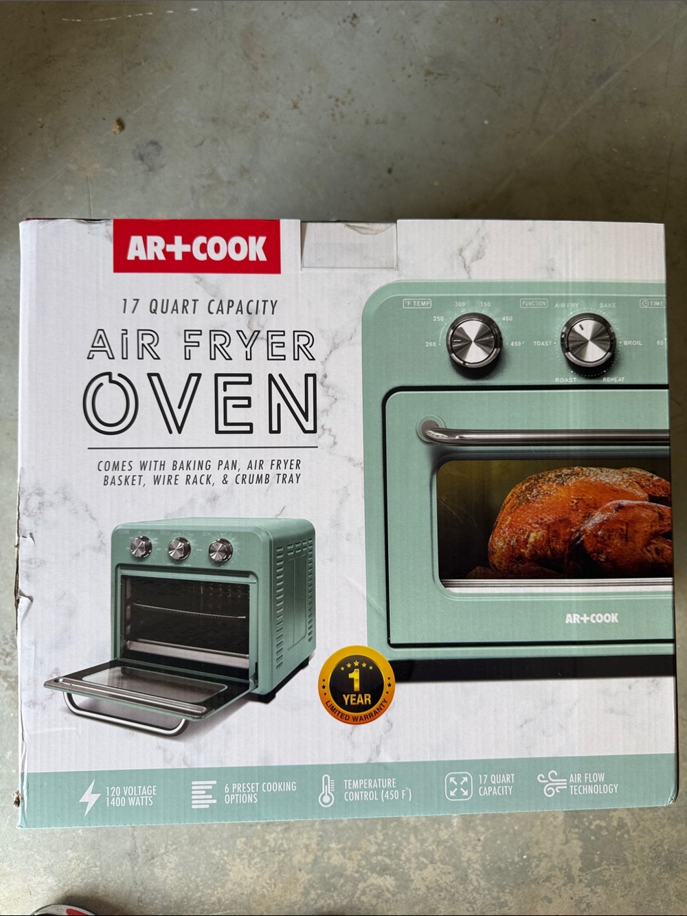 R+Co 17-Quart Mint Green Air Fryer Oven